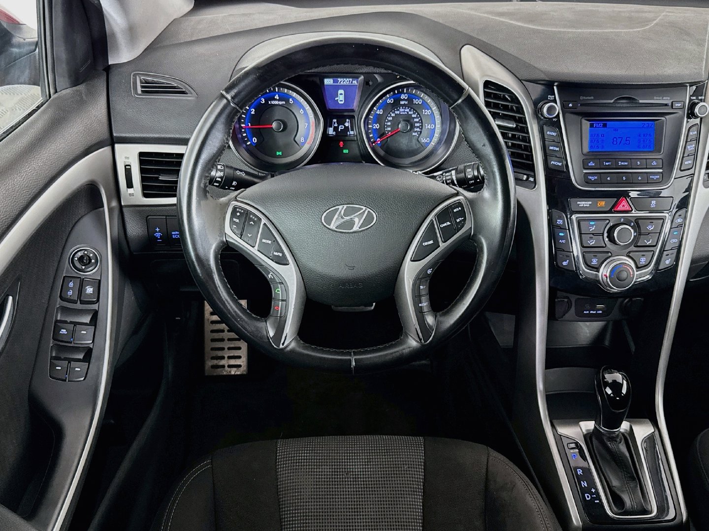 Used 2016 Hyundai Elantra GT w/ Option Group 02 FWD image 14
