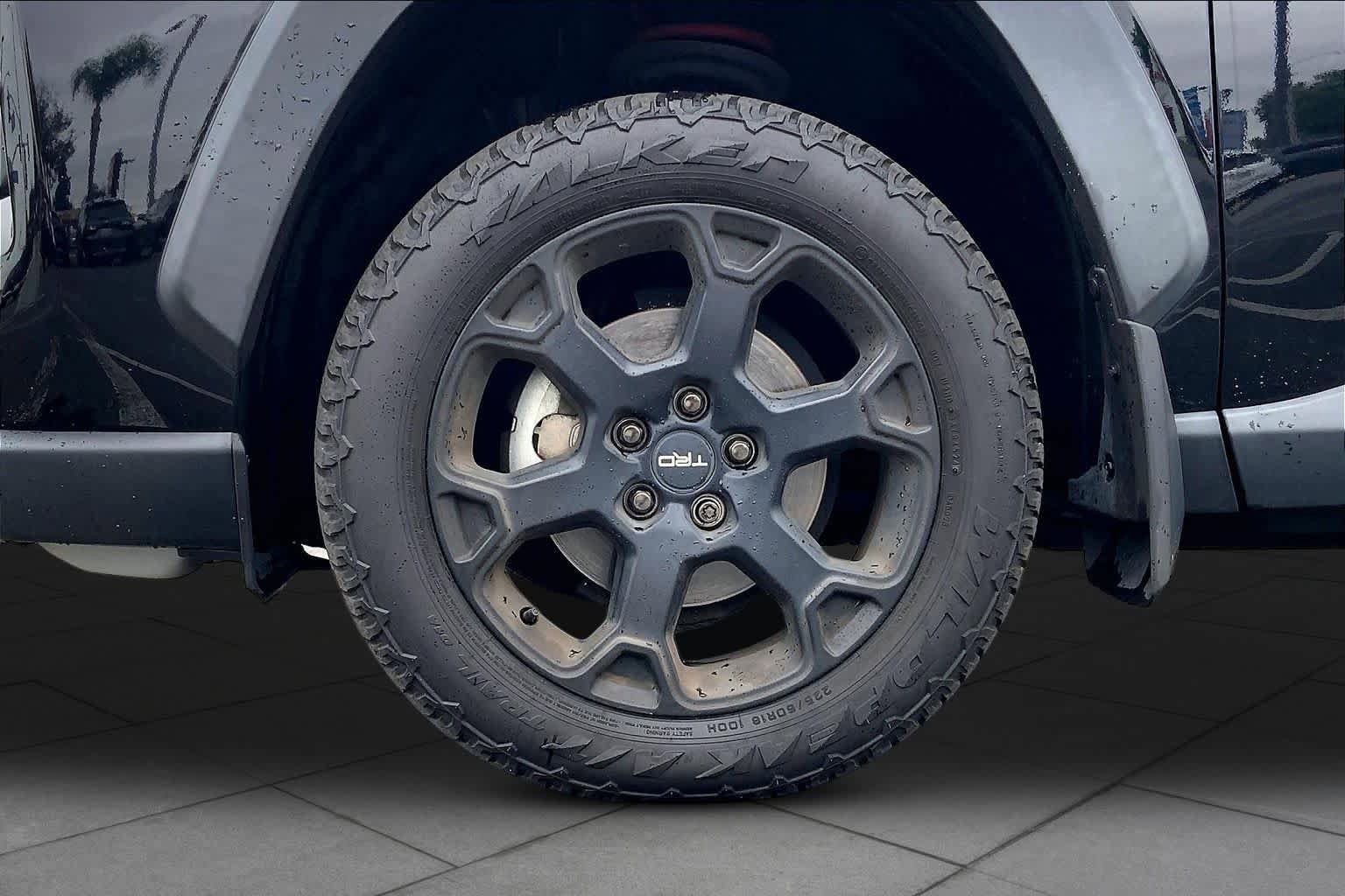 Certified 2022 Toyota RAV4 TRD Off-Road w/ TRD Off-Road Weather Package AWD/4WD image 10