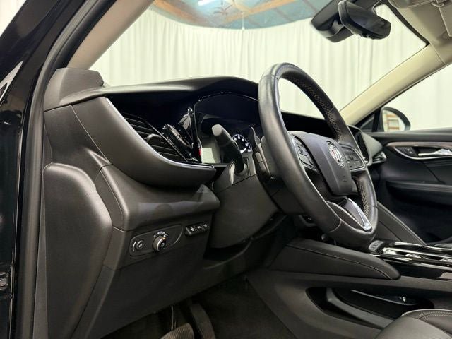 Used 2023 Buick Envision Avenir AWD/4WD image 18