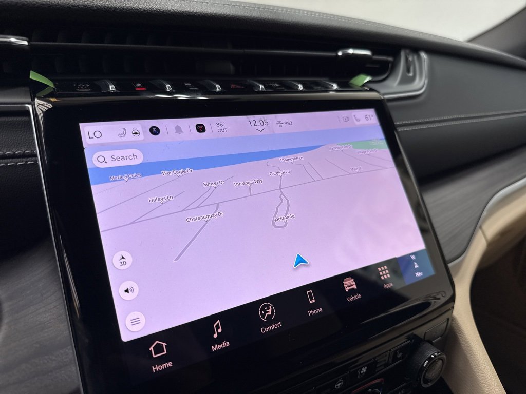 New 2025 Jeep Grand Cherokee L Limited w/ Luxury Tech Group II image 8