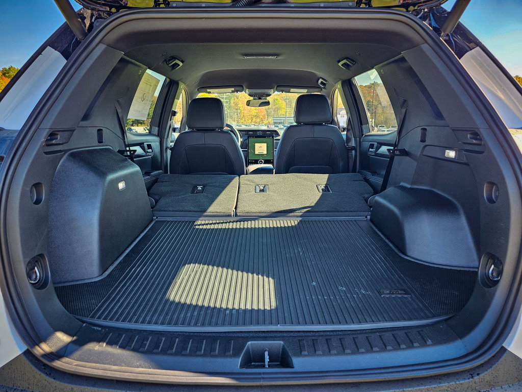 New 2027 GMC Terrain Elevation w/ Elevation Premium Package AWD/4WD image 35