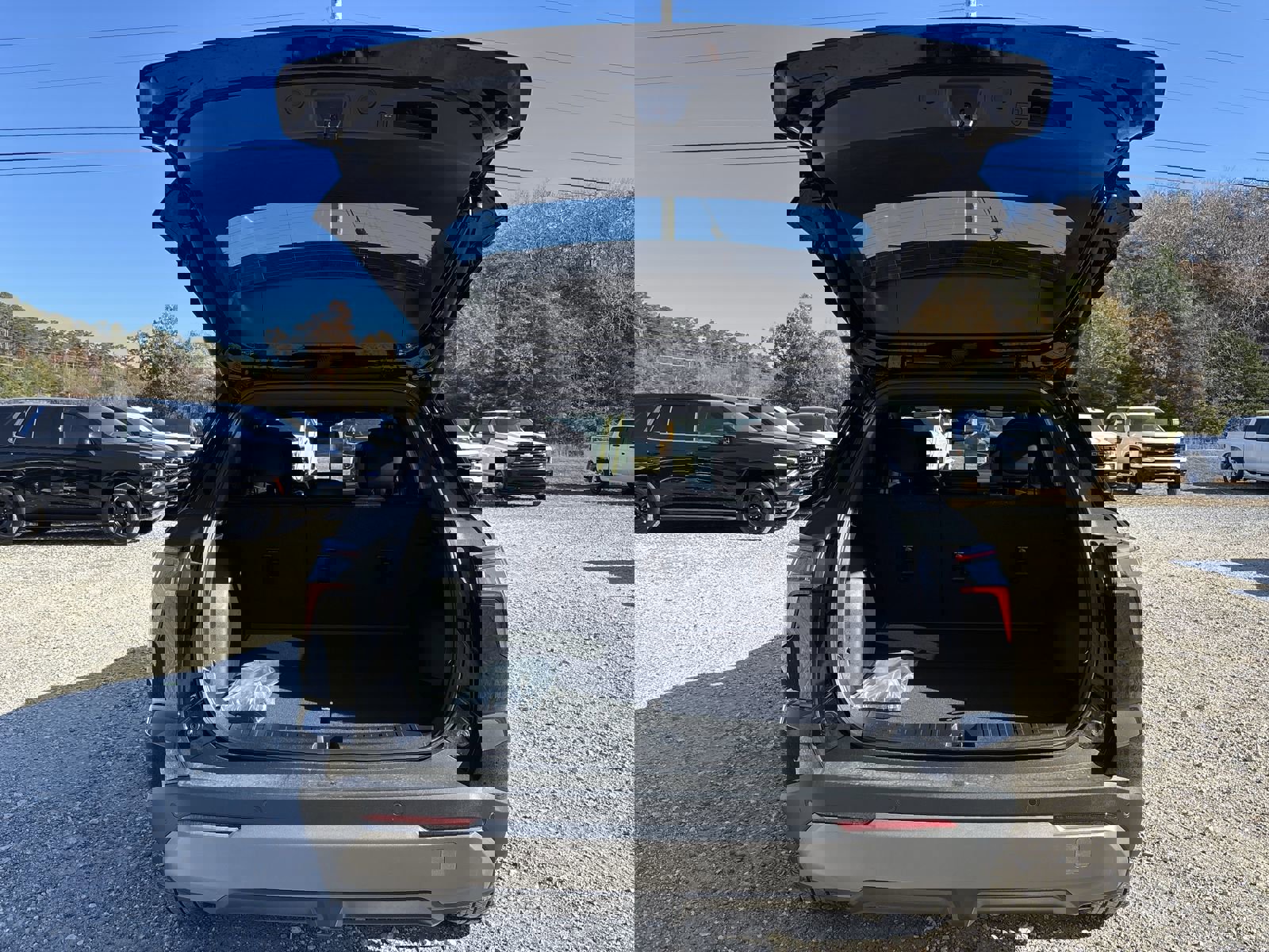 New 2026 Chevrolet Equinox LT w/ Convenience Package II image 25