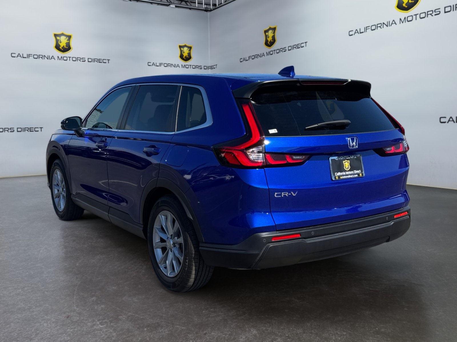 Used 2025 Honda CR-V EX-L image 3