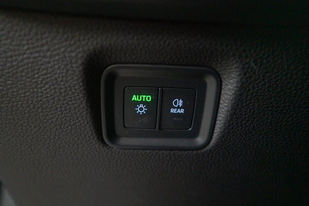 New 2025 Porsche Cayenne AWD/4WD image 27