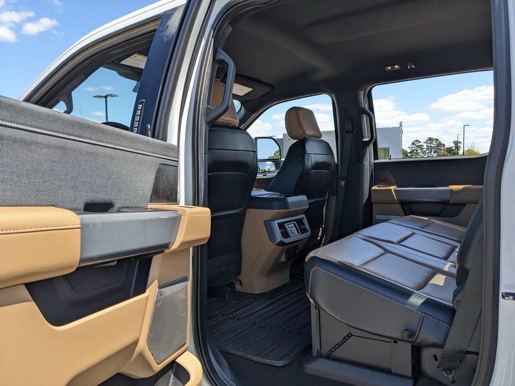 Used 2023 Ford F250 Lariat w/ Chrome Package AWD/4WD image 45