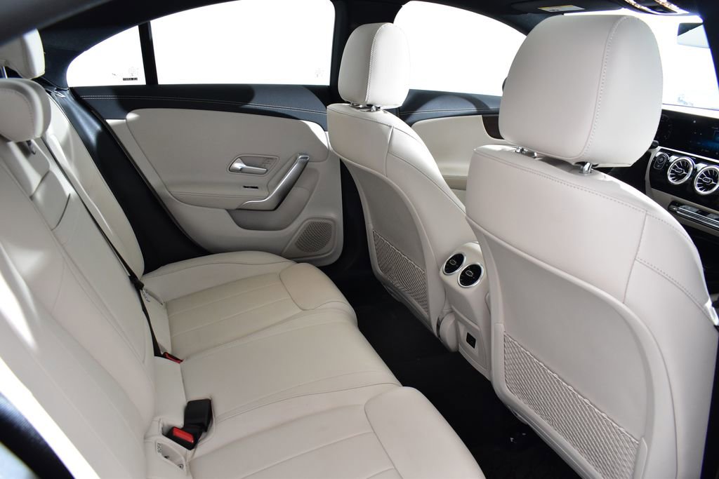 Used 2023 Mercedes-Benz CLA 250 4MATIC image 35