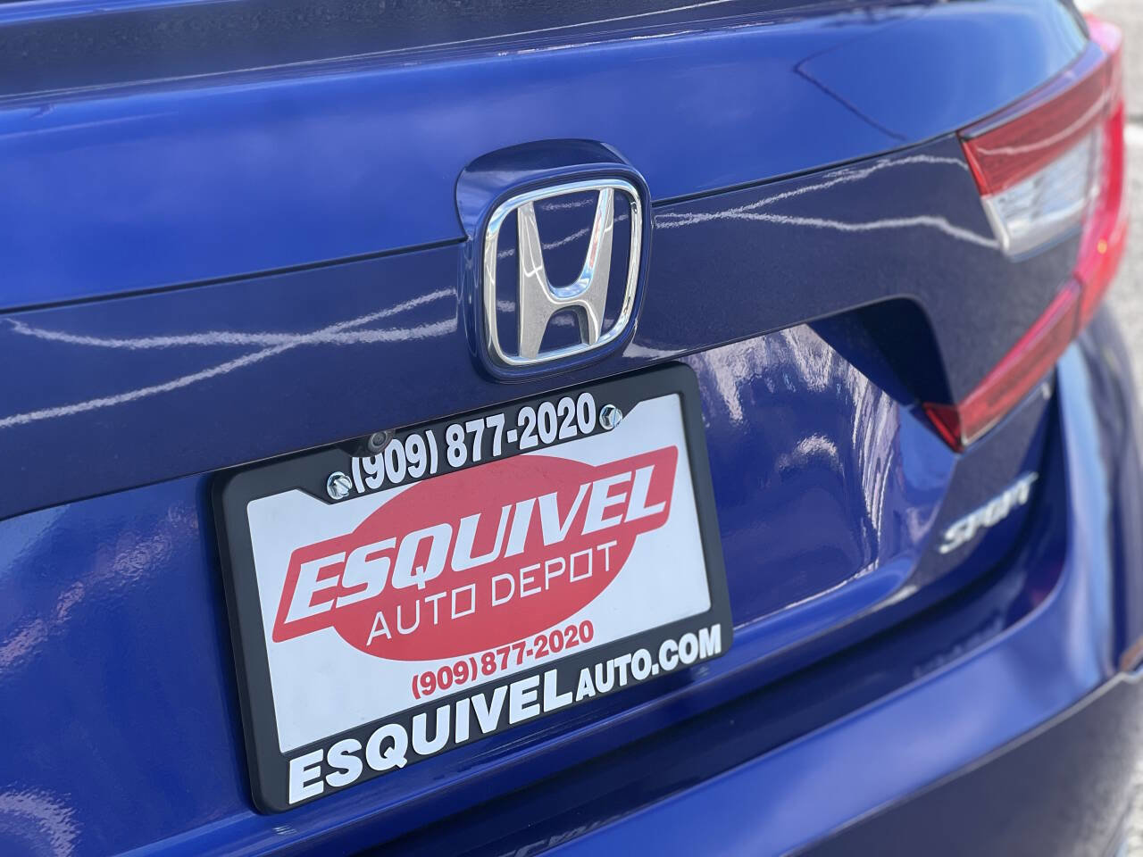 Used 2018 Honda Accord Sport image 6