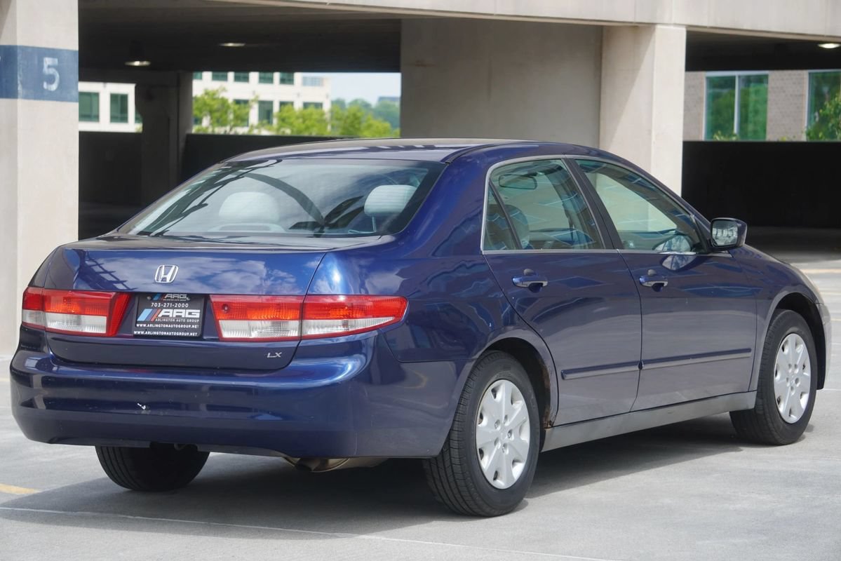 Used 2004 Honda Accord LX image 17