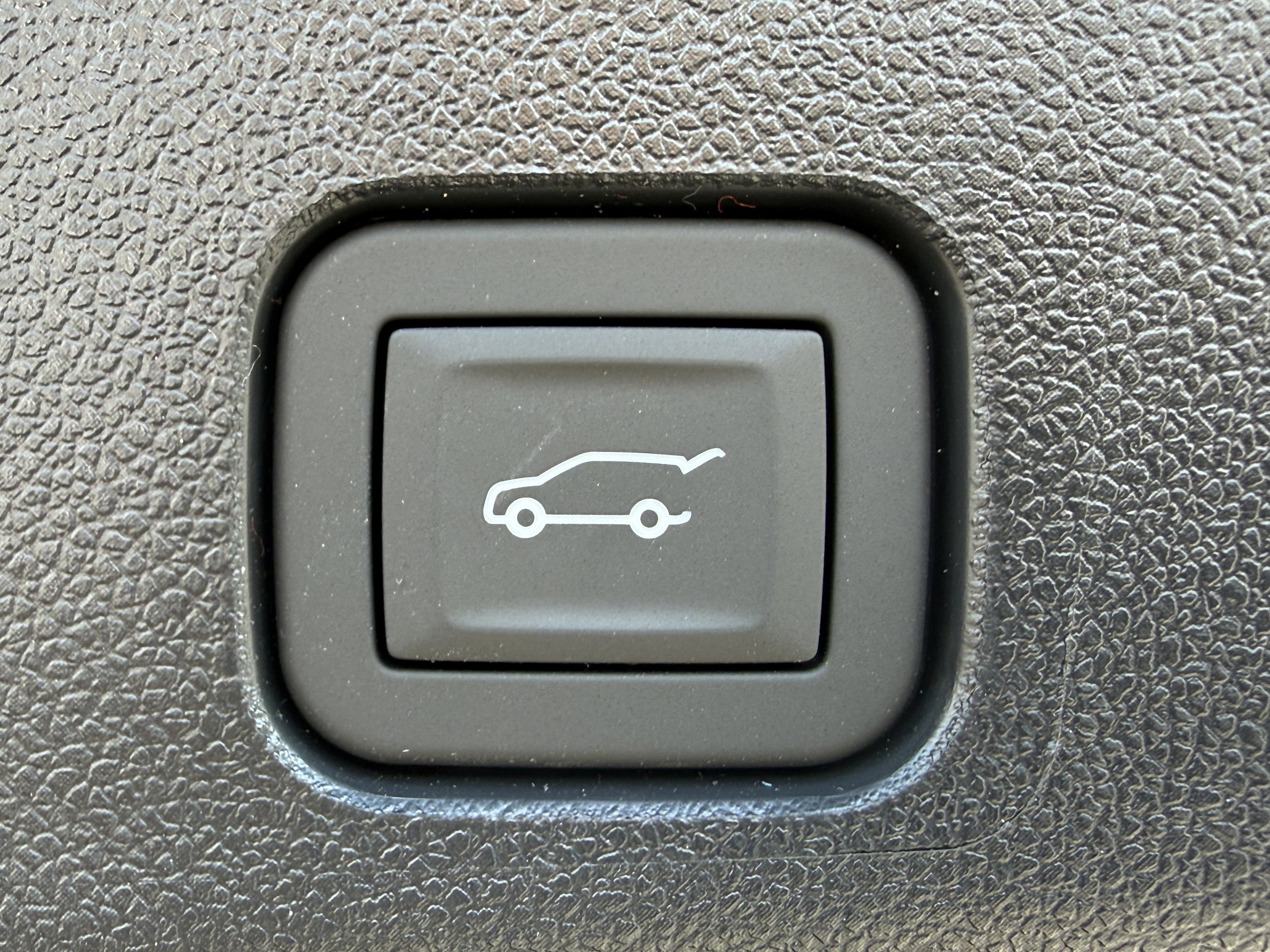 New 2026 Chevrolet Traverse LT image 10