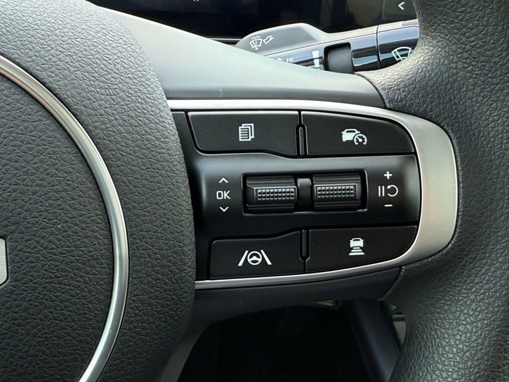 New 2026 Kia K5 LXS image 20