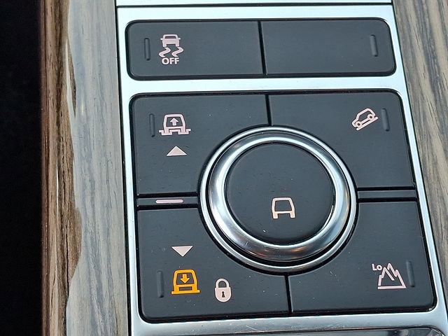Used 2018 Land Rover Range Rover HSE image 20