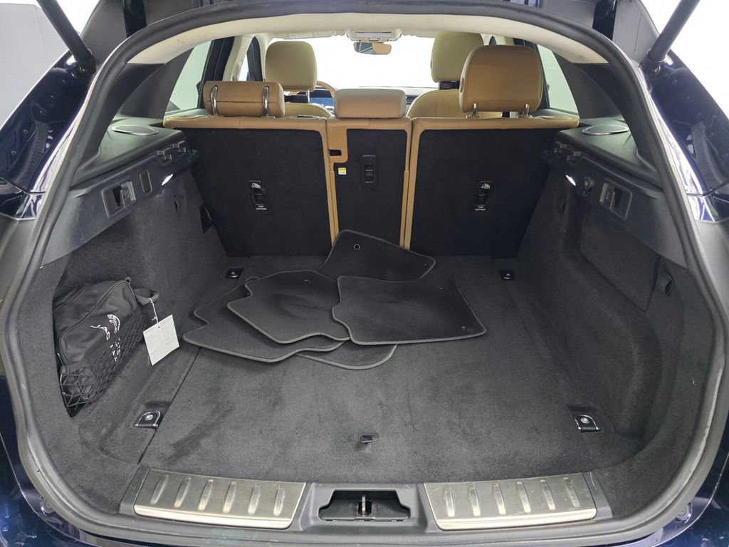 Used 2021 Jaguar F-PACE S AWD/4WD image 16