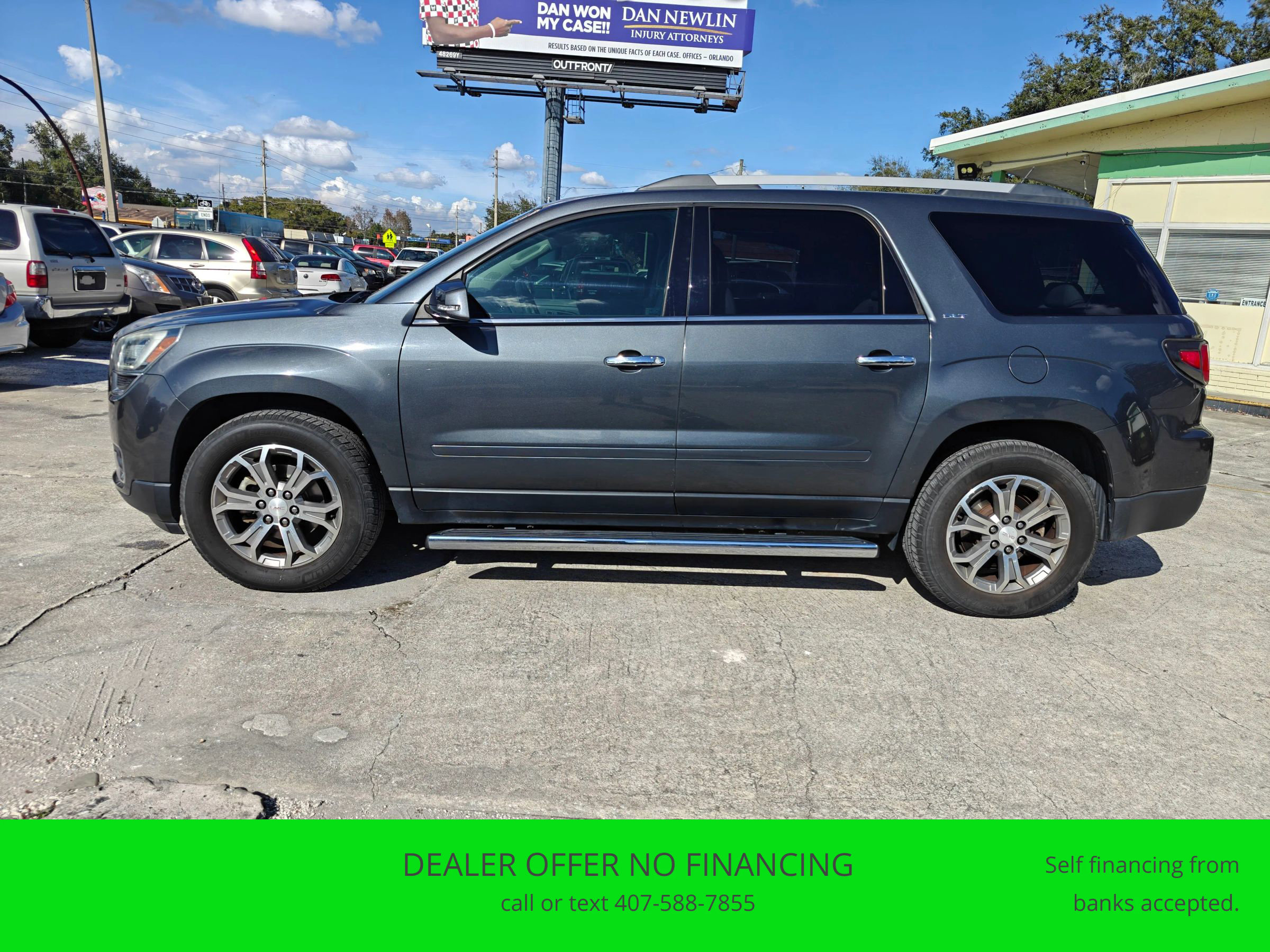 Used 2014 GMC Acadia SLT image 2