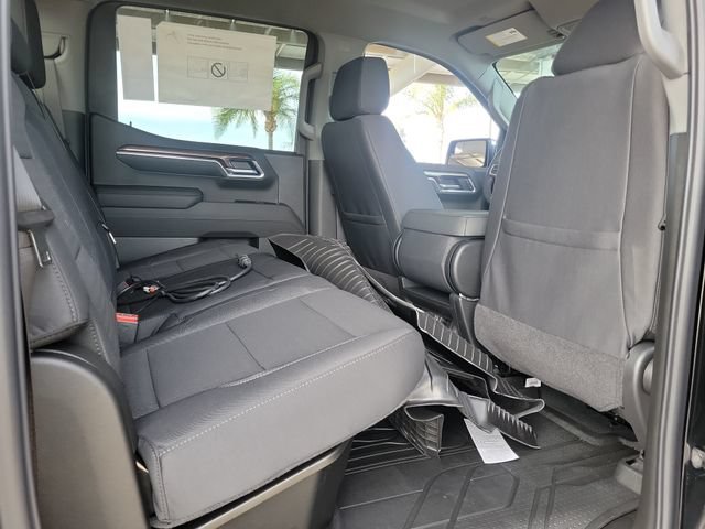New 2026 Chevrolet Silverado 1500 LT w/ LPO, Dark Essentials Package RWD image 18