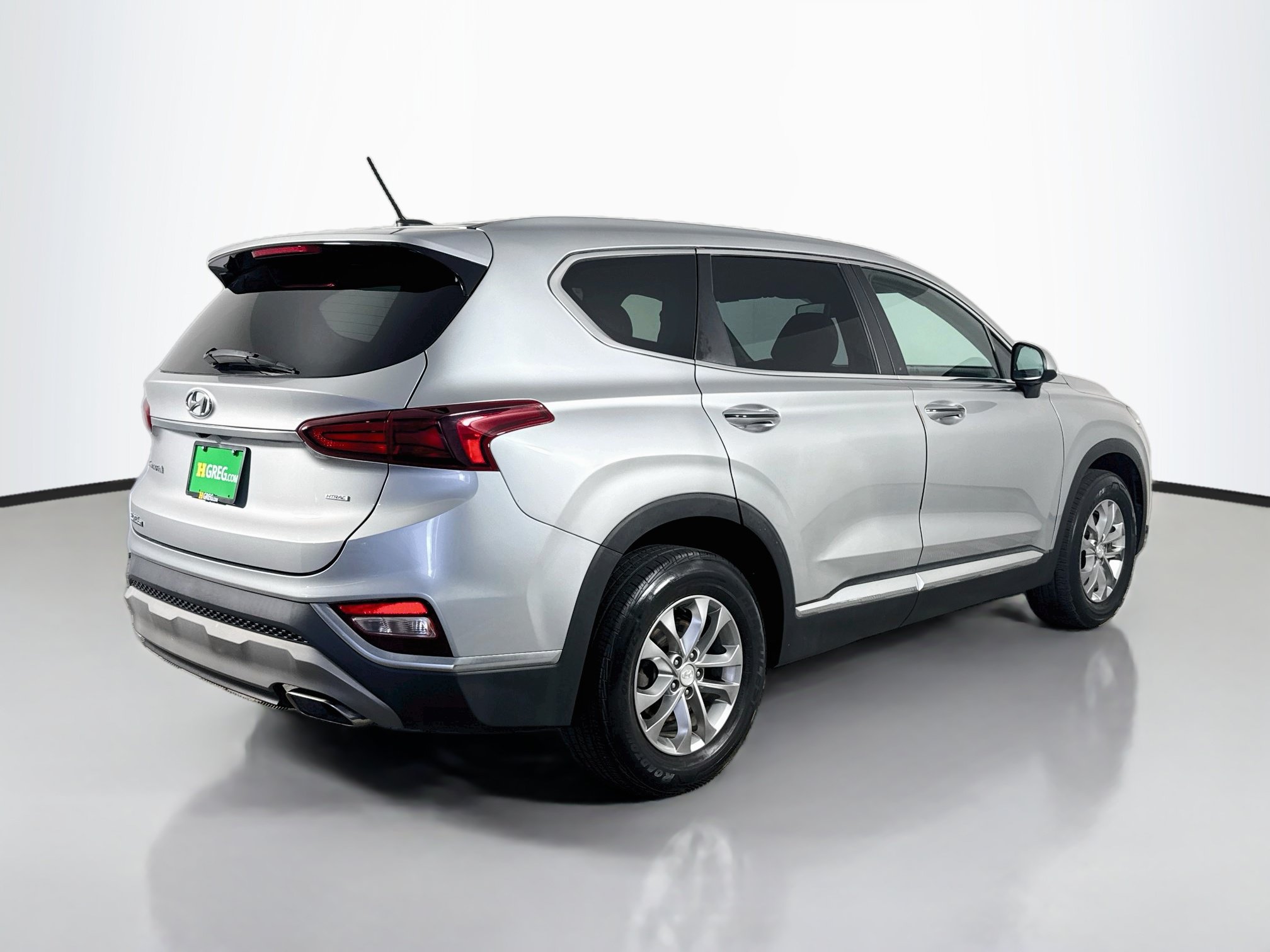 Used 2020 Hyundai Santa Fe SE AWD/4WD image 10