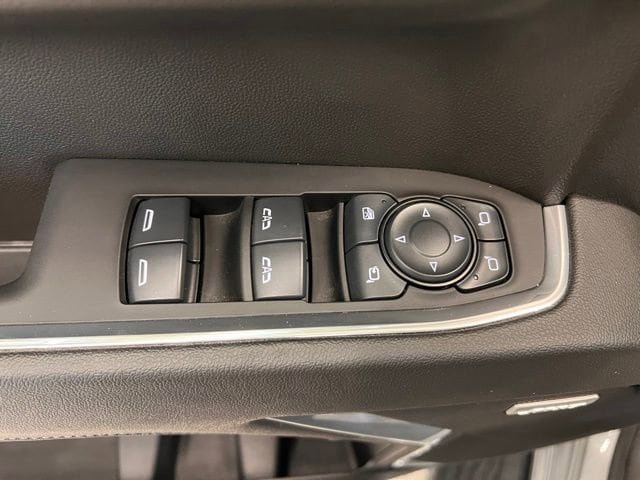 Used 2025 Chevrolet Silverado 1500 LTZ w/ Technology Package AWD/4WD image 14