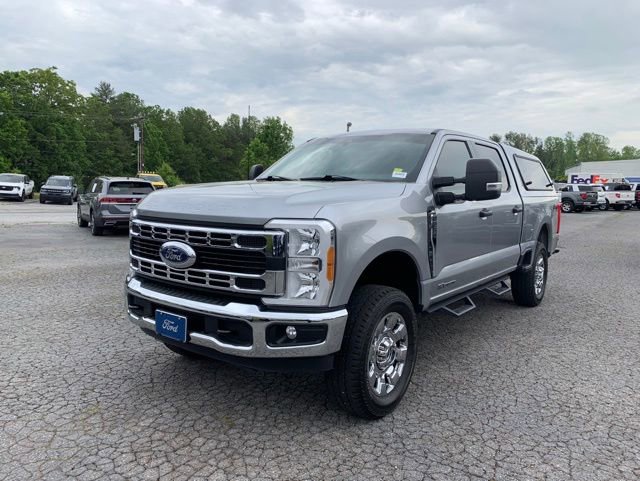 Certified 2023 Ford F250 XLT AWD/4WD image 4