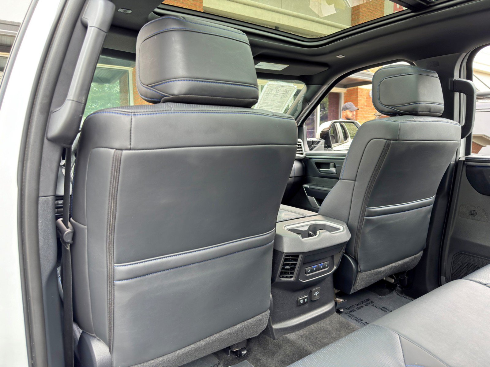 Used 2024 Toyota Tundra Platinum AWD/4WD image 39