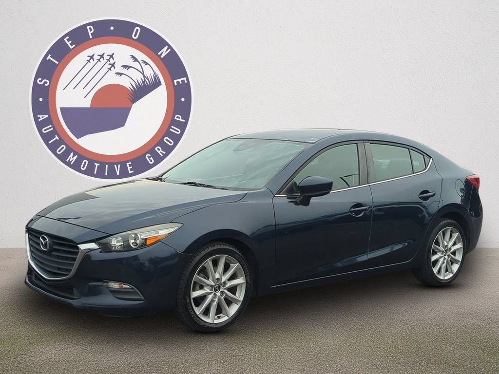 Used 2017 MAZDA MAZDA3 Touring FWD image 2