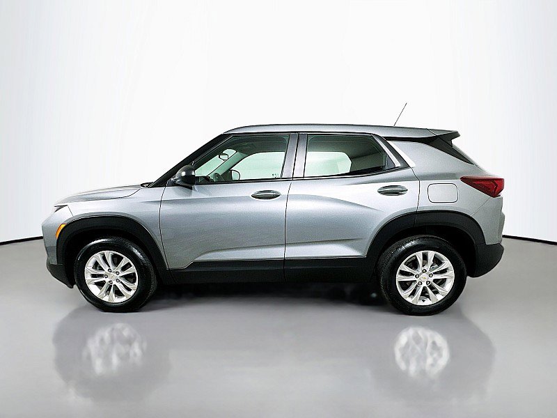 Used 2023 Chevrolet TrailBlazer LS image 4