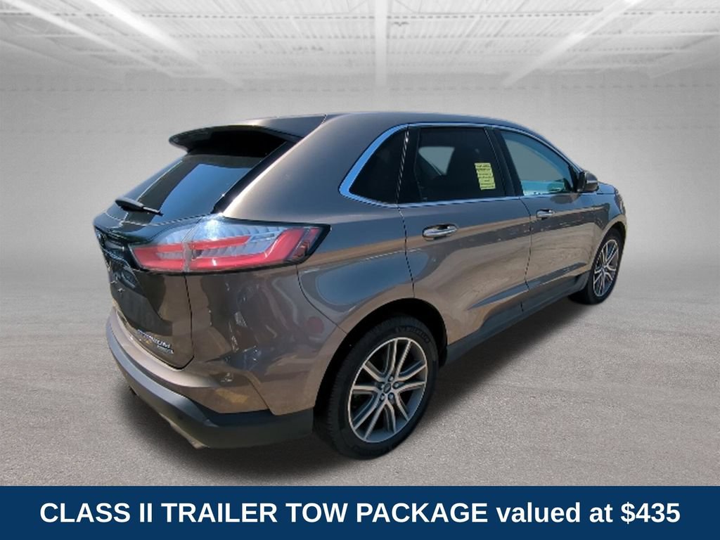 Used 2019 Ford Edge Titanium w/ Class II Trailer Tow Package AWD/4WD image 4
