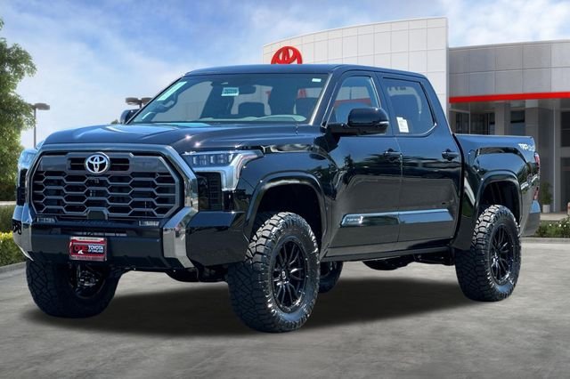 New 2026 Toyota Tundra Platinum w/ TRD Off-Road Package AWD/4WD image 8