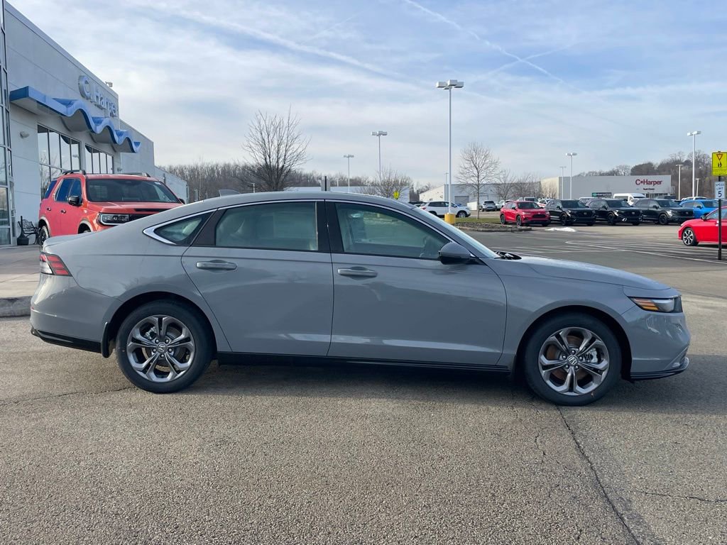 New 2025 Honda Accord EX-L image 2