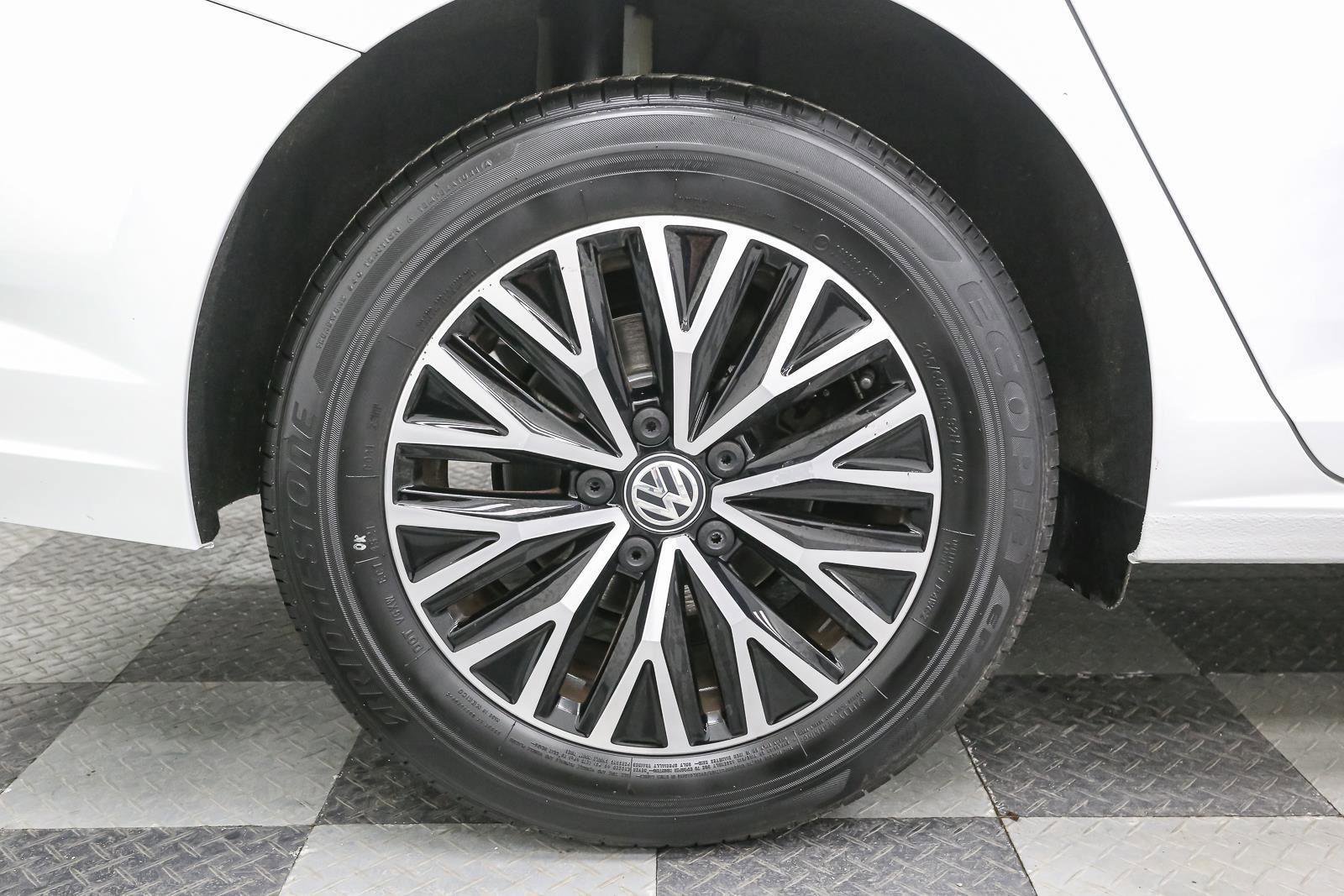 Certified 2021 Volkswagen Jetta S w/ Driver Assistance Package image 17