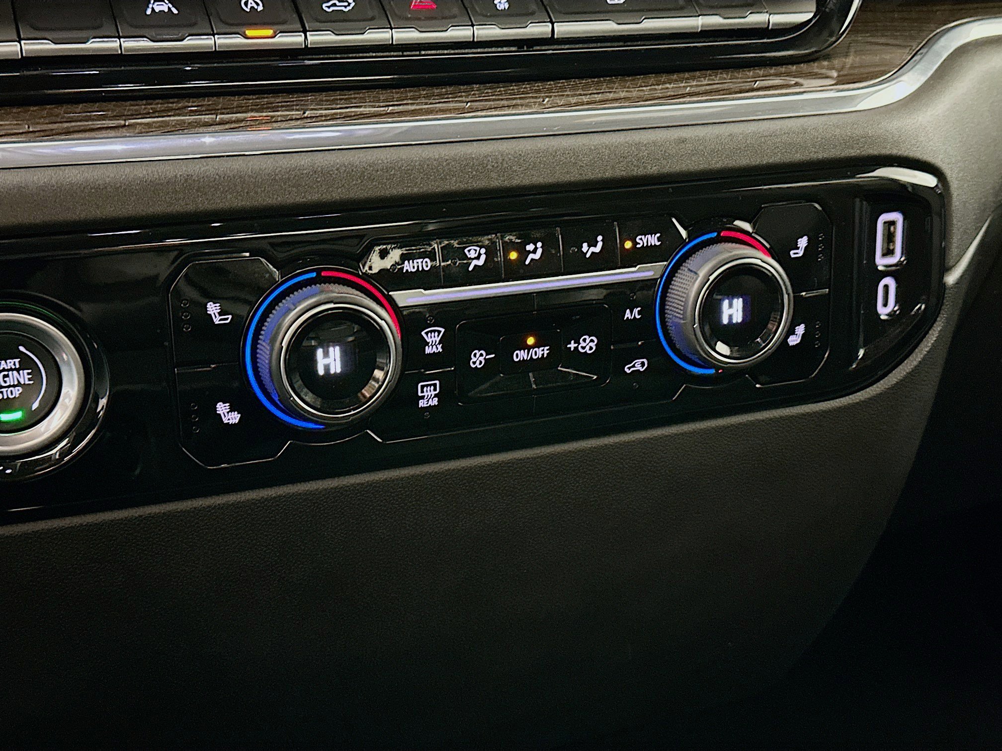 Used 2024 Chevrolet Silverado 1500 LT image 23