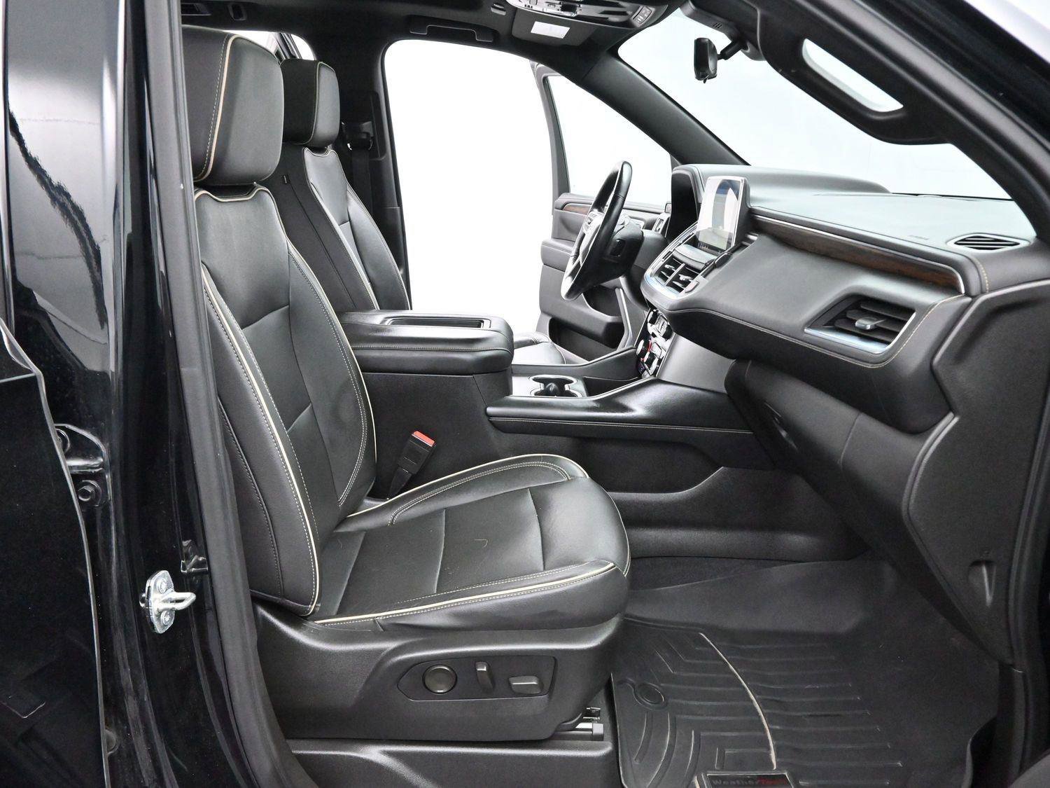 Used 2021 Chevrolet Tahoe Premier w/ Premium Package AWD/4WD image 36