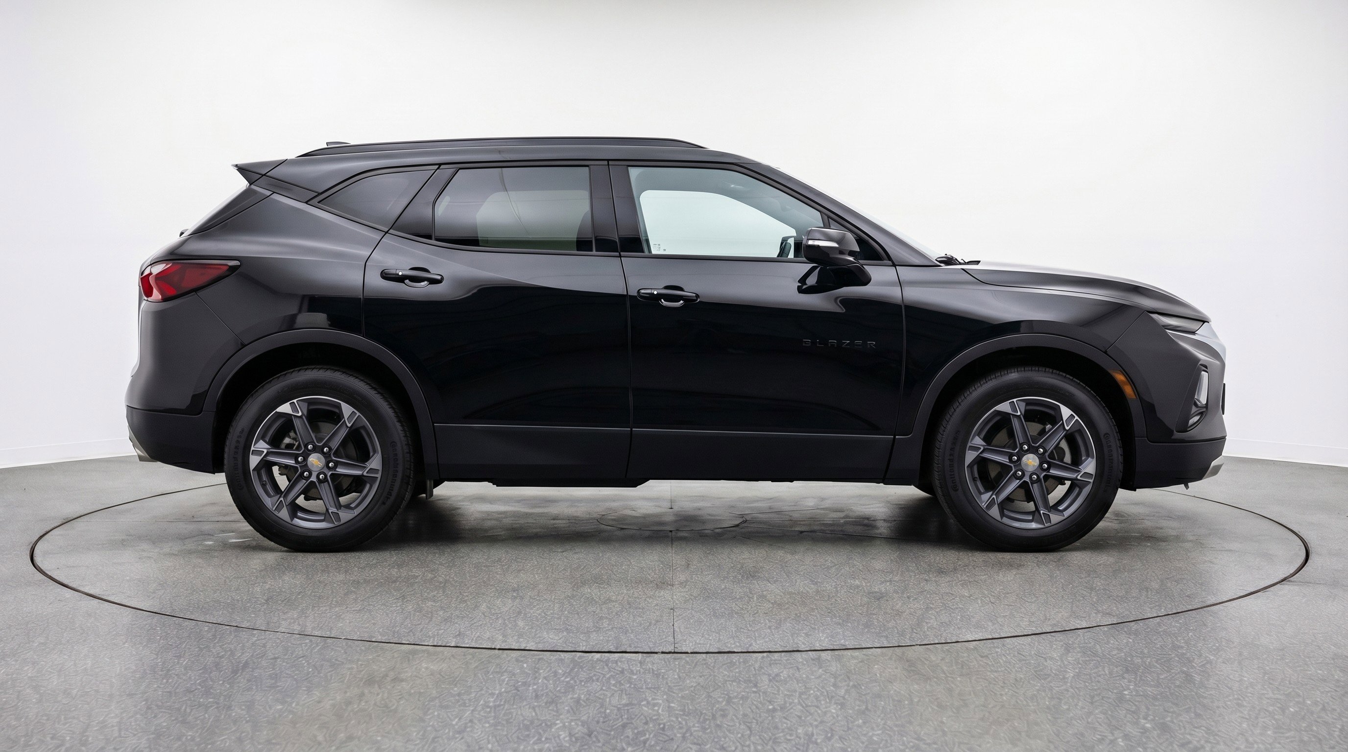 Used 2025 Chevrolet Blazer LT image 11