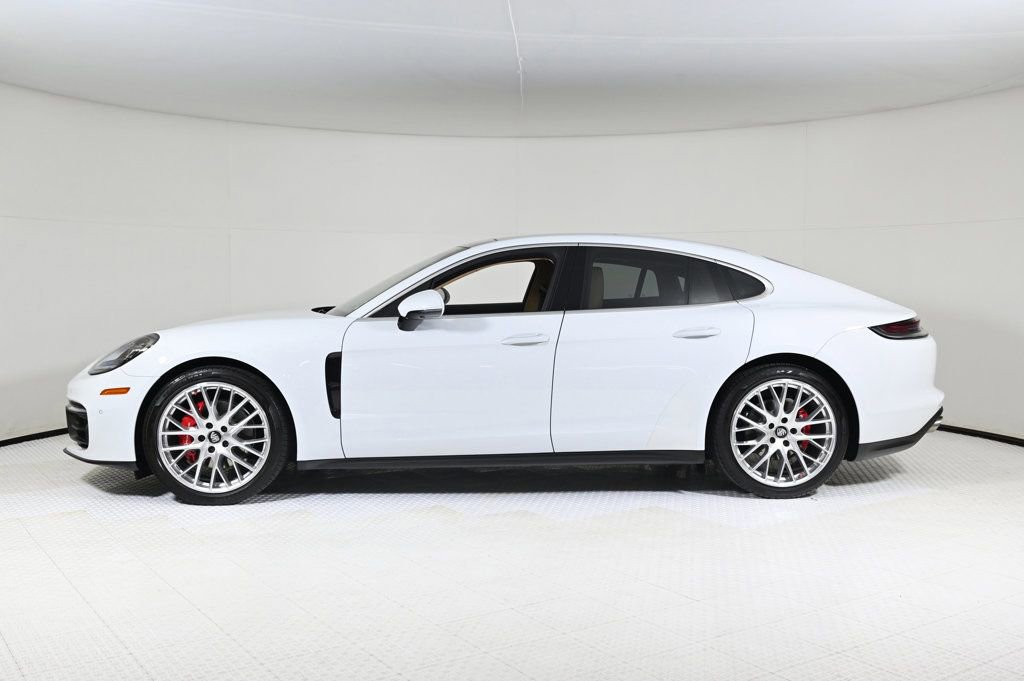 Certified 2023 Porsche Panamera 4S image 2