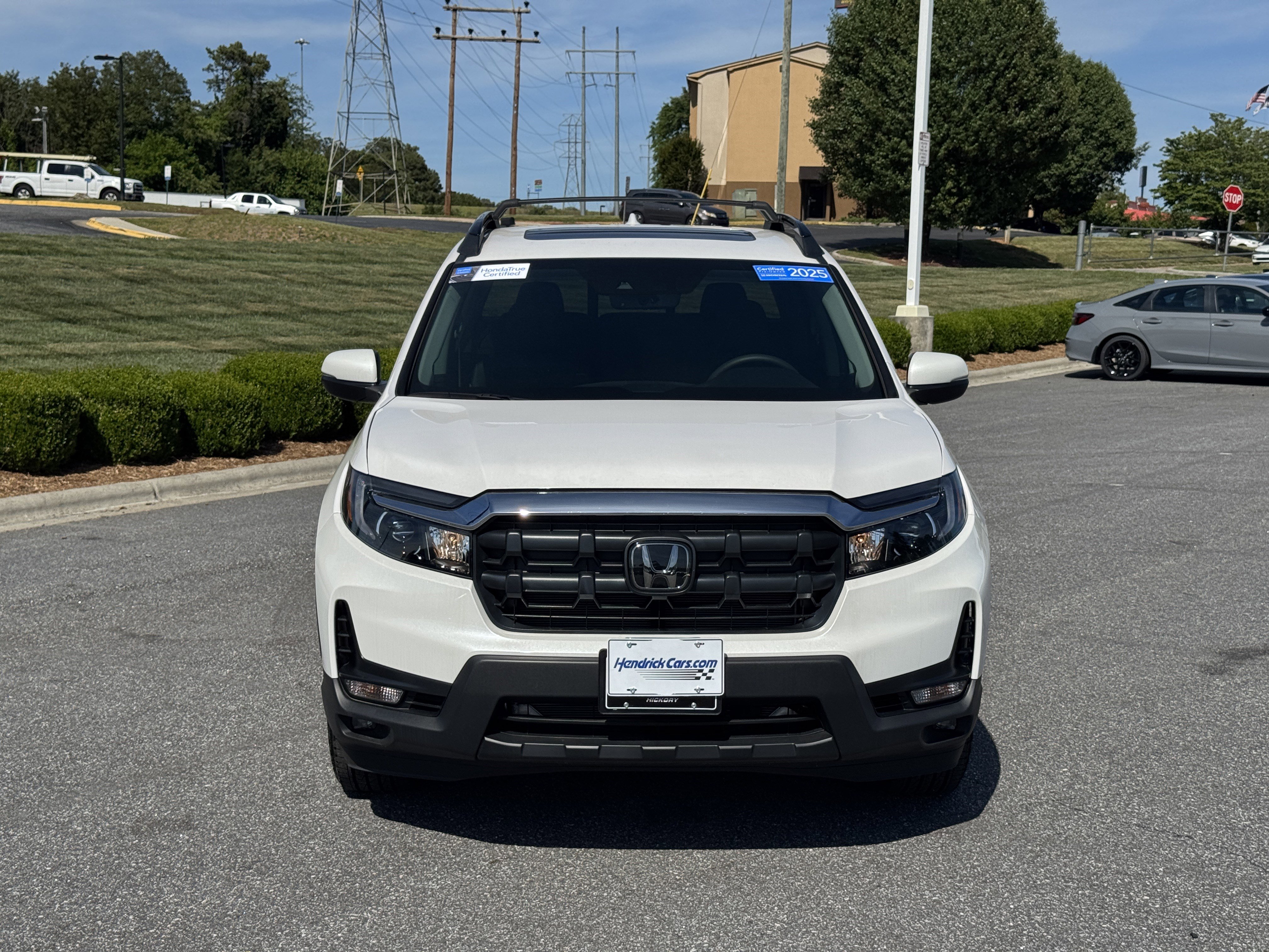 Certified 2025 Honda Ridgeline RTL image 2