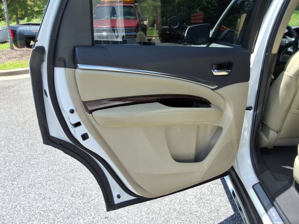 Used 2019 Acura MDX FWD image 17