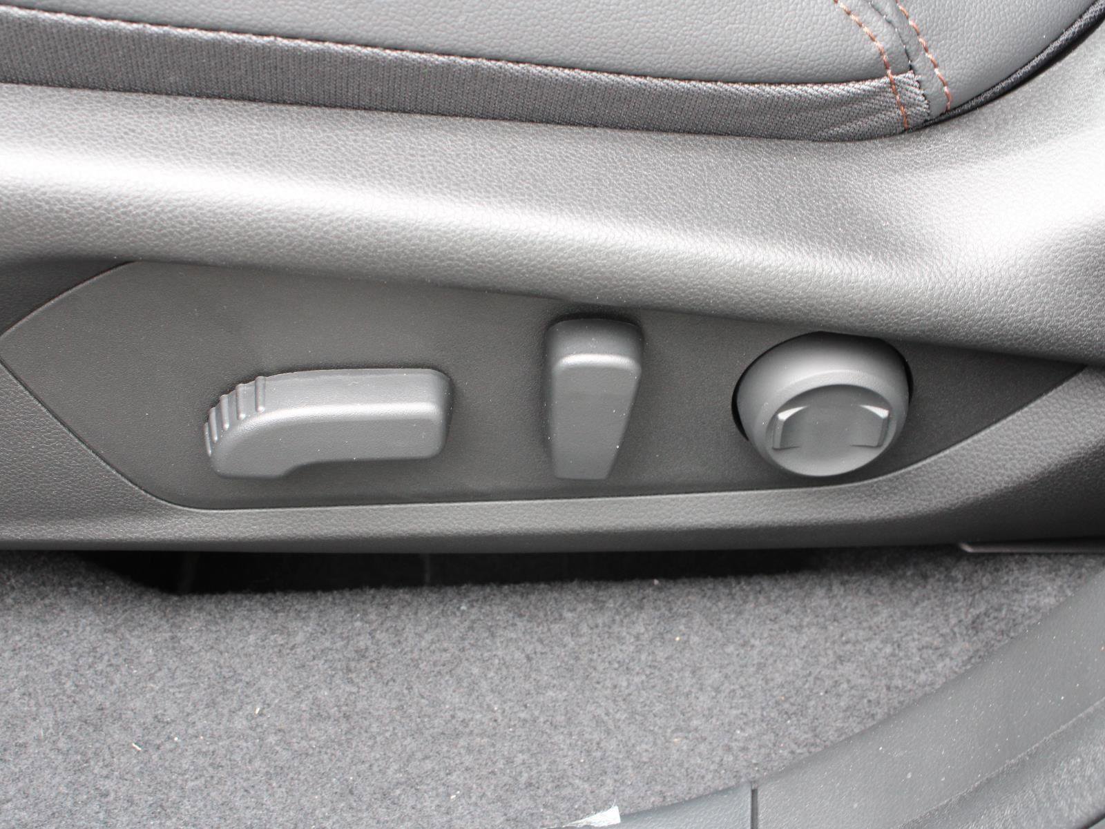 New 2025 Subaru Forester Touring image 17