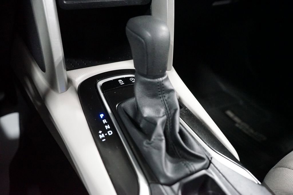 Certified 2025 Toyota Corolla Cross L image 21