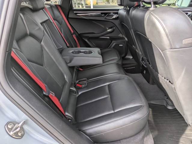 Used 2020 Porsche Macan S image 21