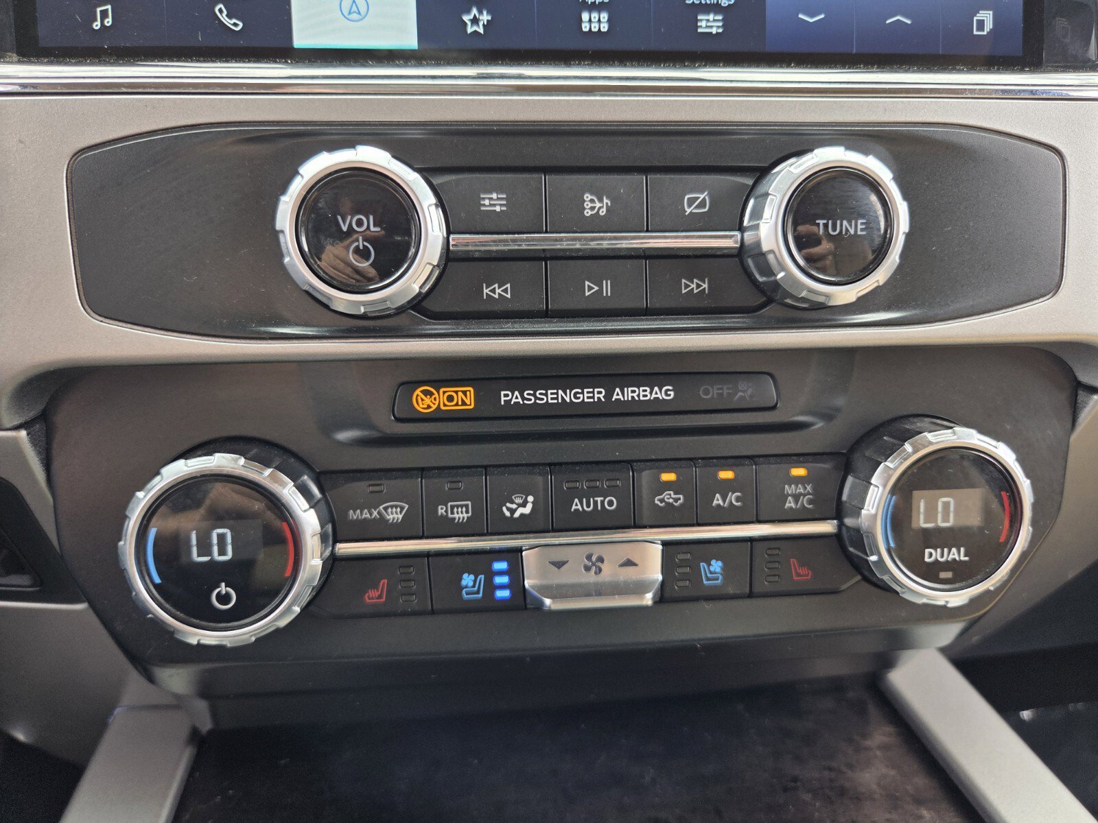 Used 2022 Ford F450 Lariat w/ Lariat Ultimate Package image 26
