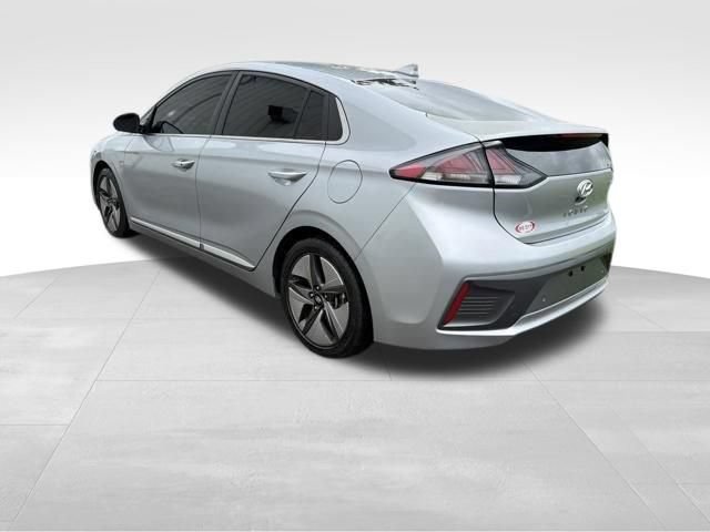 Used 2020 Hyundai Ioniq Limited FWD image 12