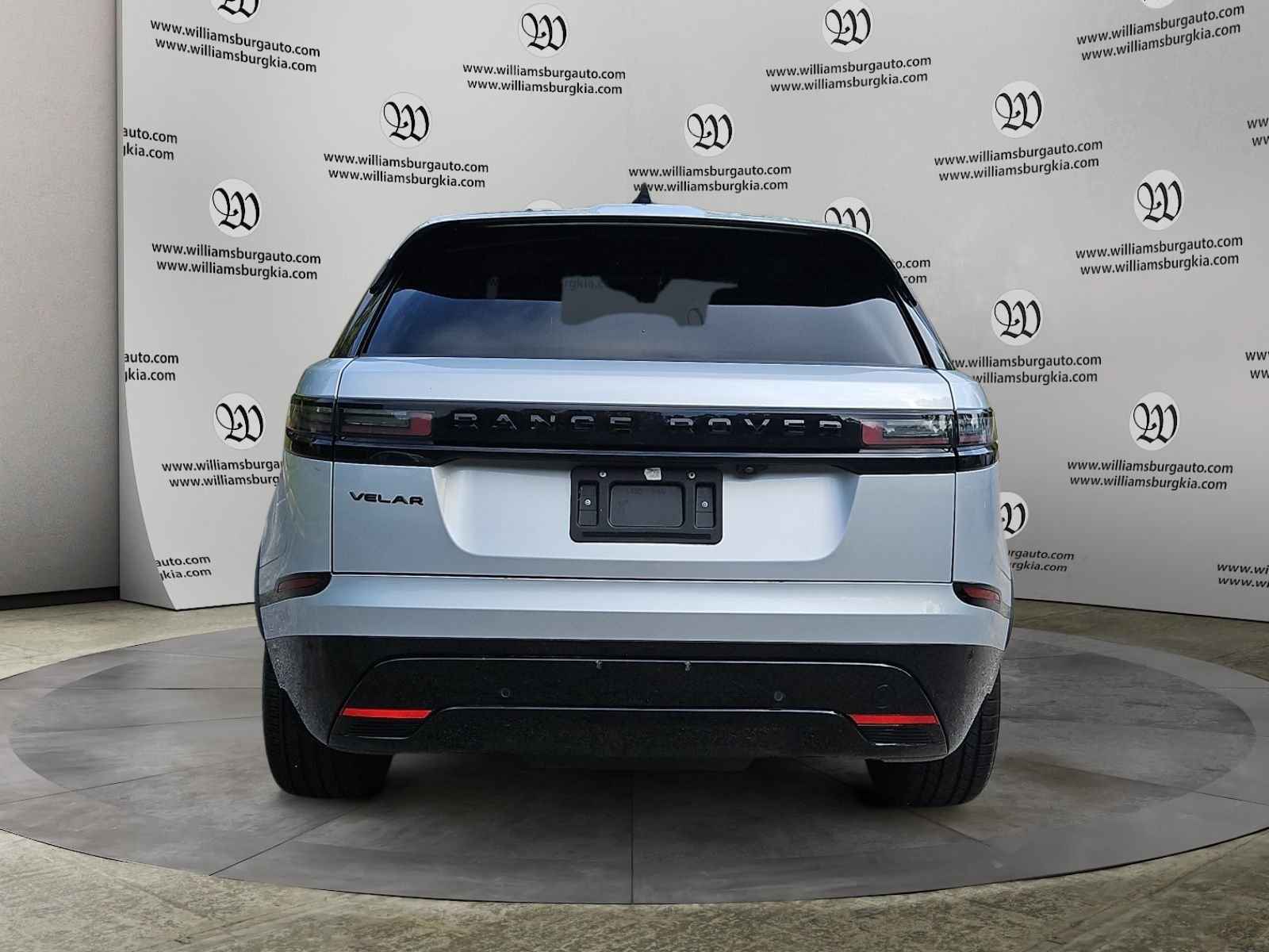 Used 2025 Land Rover Range Rover Velar Dynamic SE AWD/4WD image 4