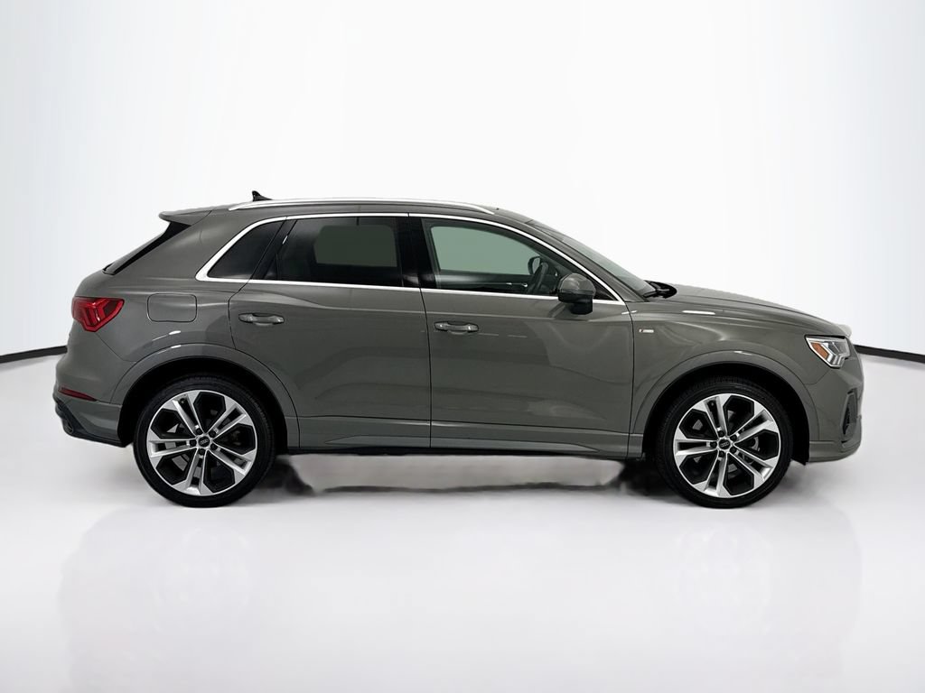 Used 2020 Audi Q3 2.0T Premium Plus AWD/4WD image 4