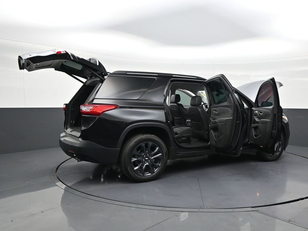 Used 2021 Chevrolet Traverse RS FWD image 29