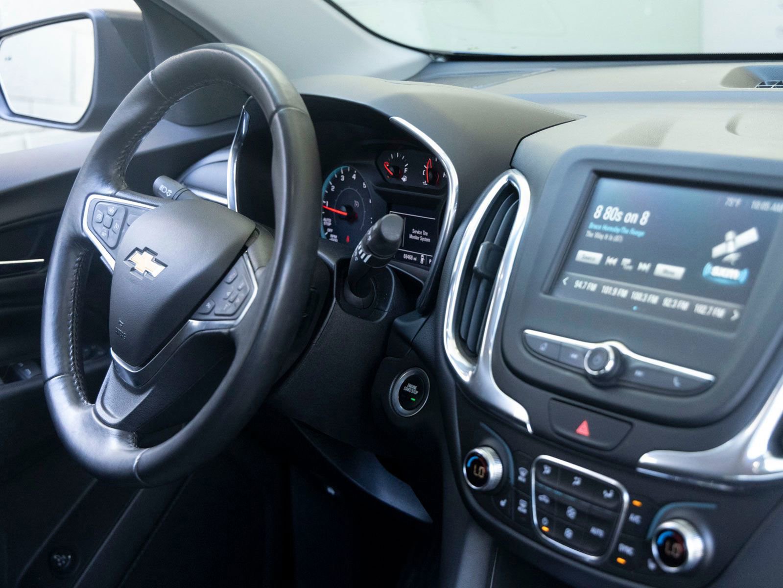 Used 2018 Chevrolet Equinox LT FWD image 28