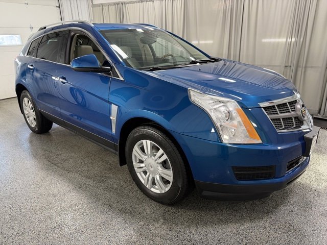 Used 2010 Cadillac SRX Luxury image 3