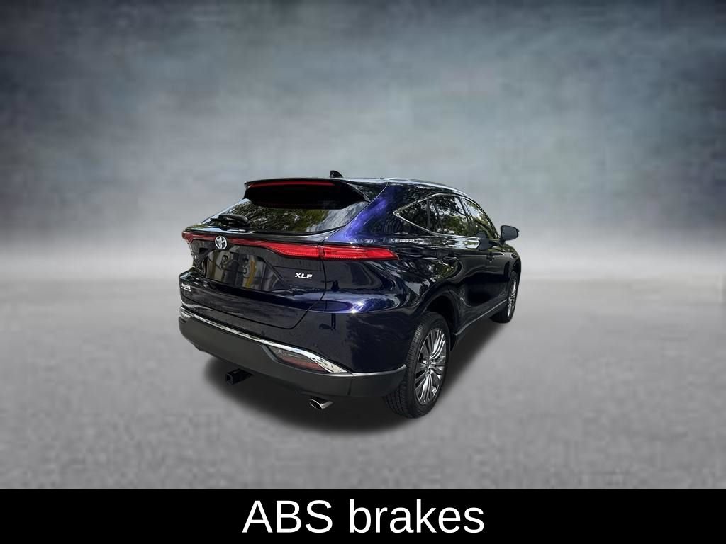 Used 2023 Toyota Venza XLE AWD/4WD image 7
