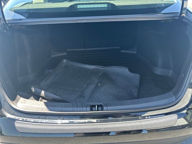 Used 2023 Toyota Corolla LE w/ Carpet Mat Package (TMS) FWD image 20