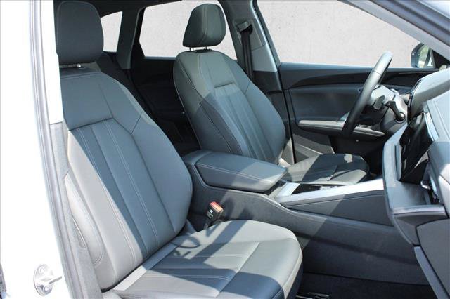 Used 2025 Audi Q5 Premium w/ Convenience Package AWD/4WD image 27