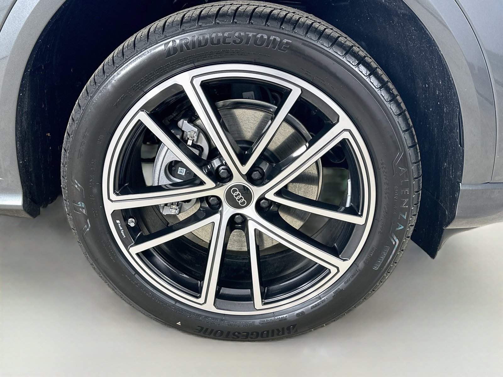 New 2026 Audi Q5 Premium Plus AWD/4WD image 10