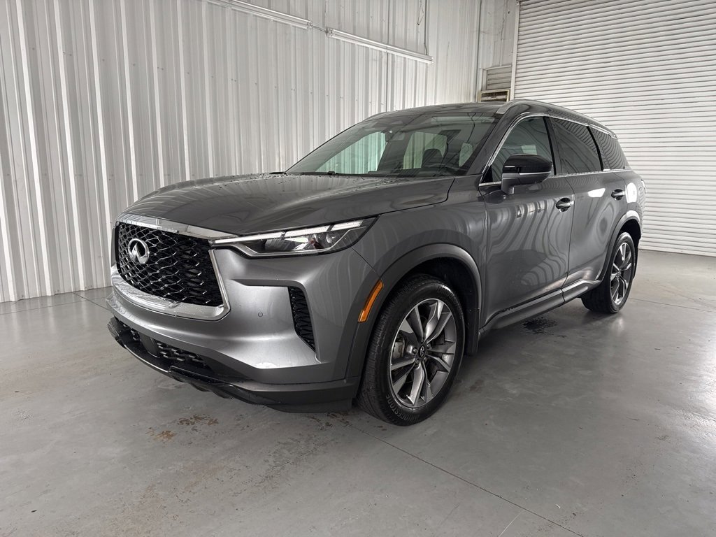 Certified 2024 INFINITI QX60 Luxe image 3