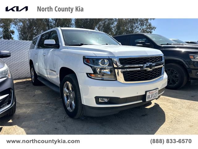 Used 2019 Chevrolet Suburban LT w/ Luxury Package RWD image 1